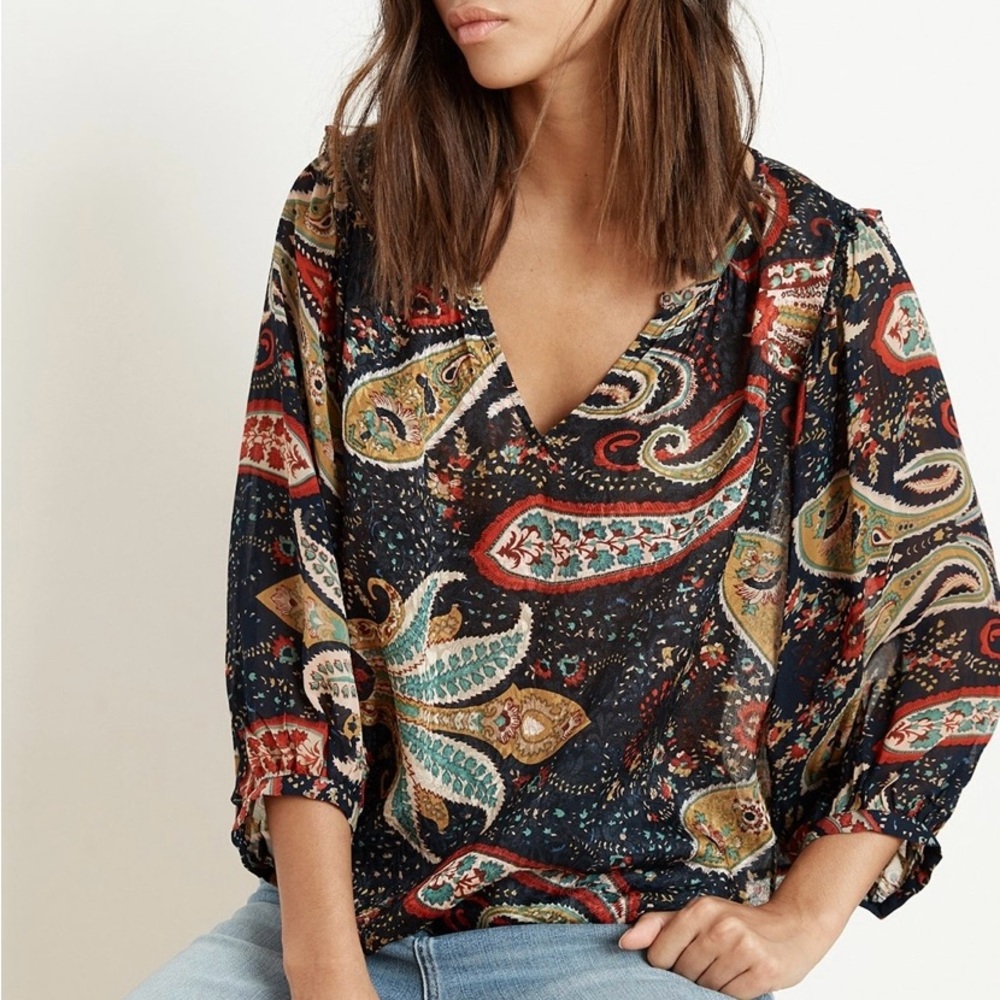 Velvet by Graham & Spencer | Paola Paisley V-Neck Blouse (M). Gorgeous colors!!